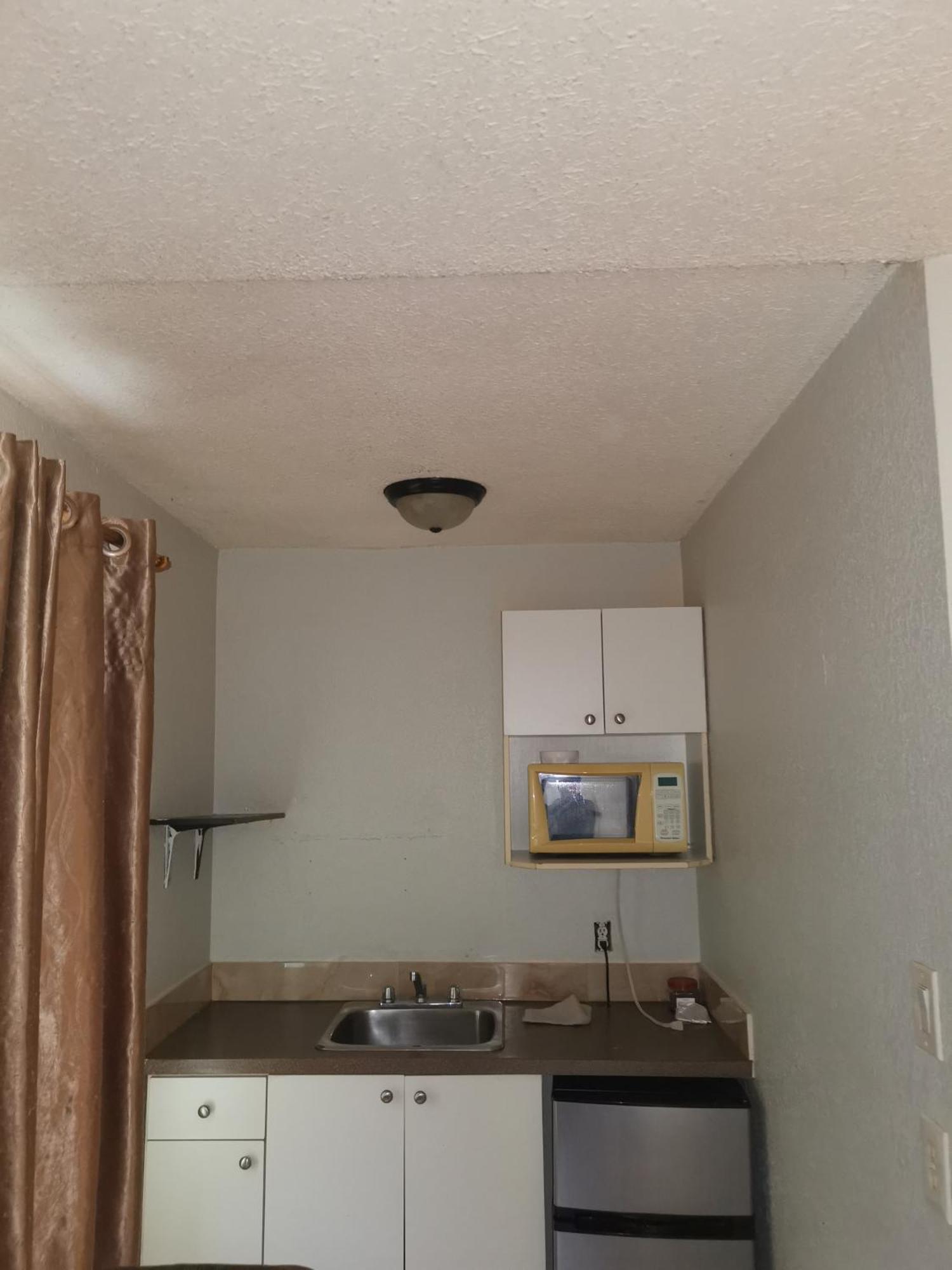 Coquihalla Motel Hope Room photo